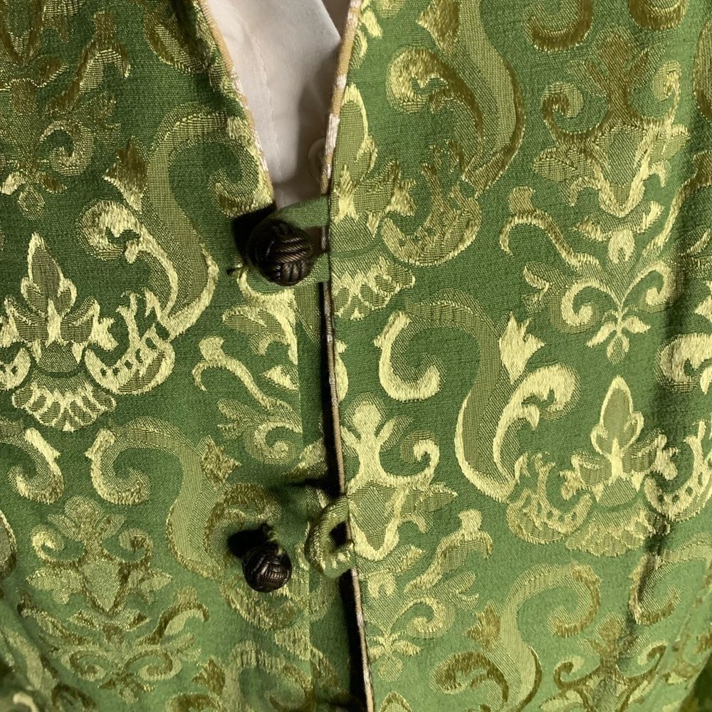 Vintage-Style Green & Gold Brocade Mandarin Jacket | Disney | Small | China - Picture 4 of 11